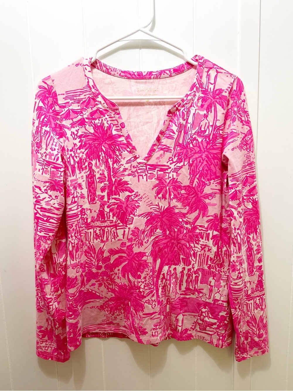 Lilly Pulitzer Pink Palm Print Long Sleeve V-Neck Tee